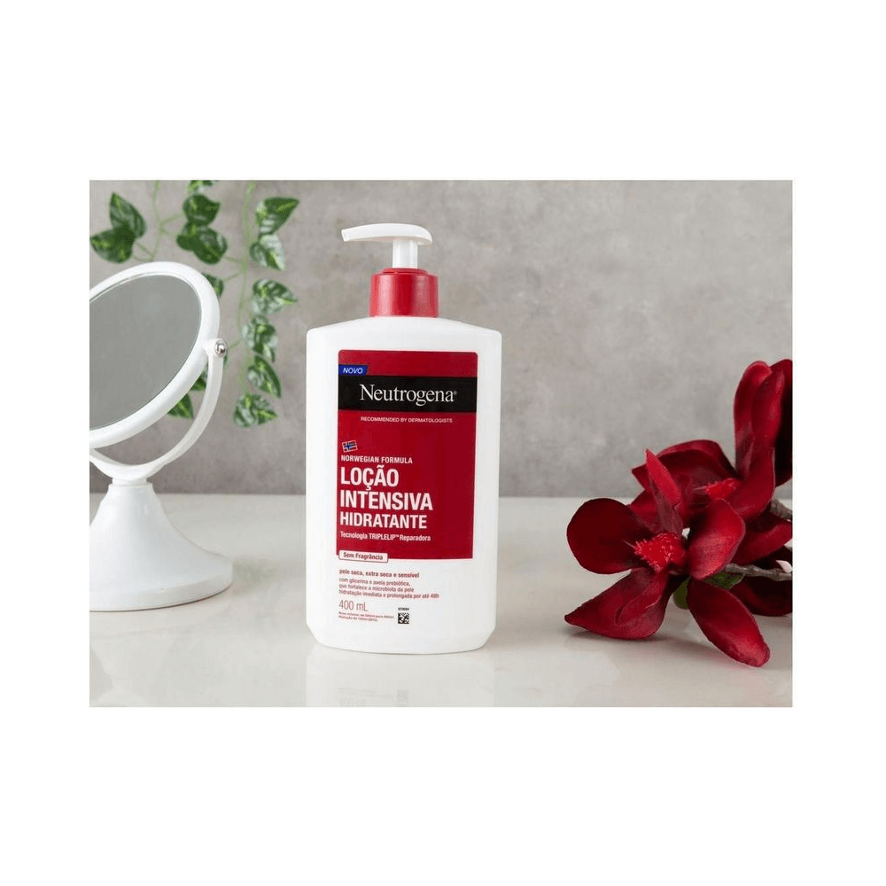 Loção Hidratante Neutrogena 400ml em bancada com pump