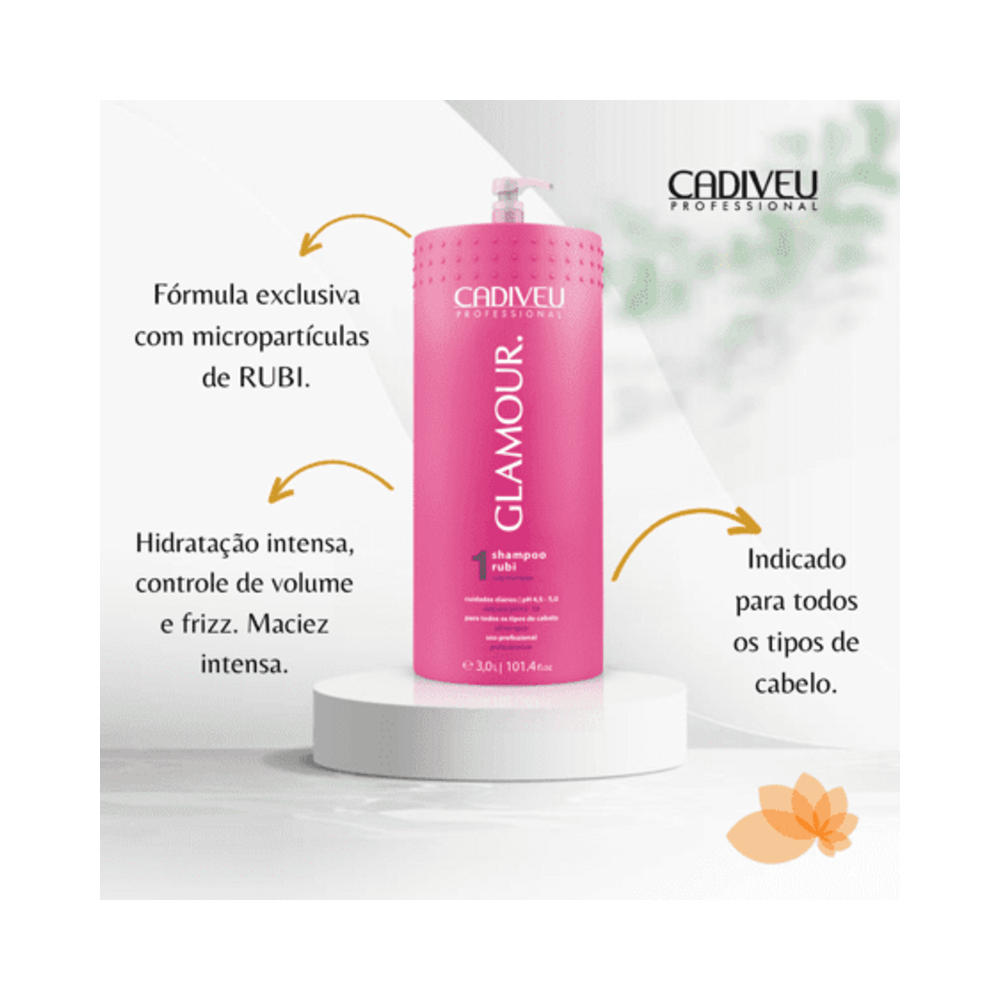 Shampoo Cadiveu Glamour Plus Rubi 3000ml sobre pedestal com chamadas de benefícios