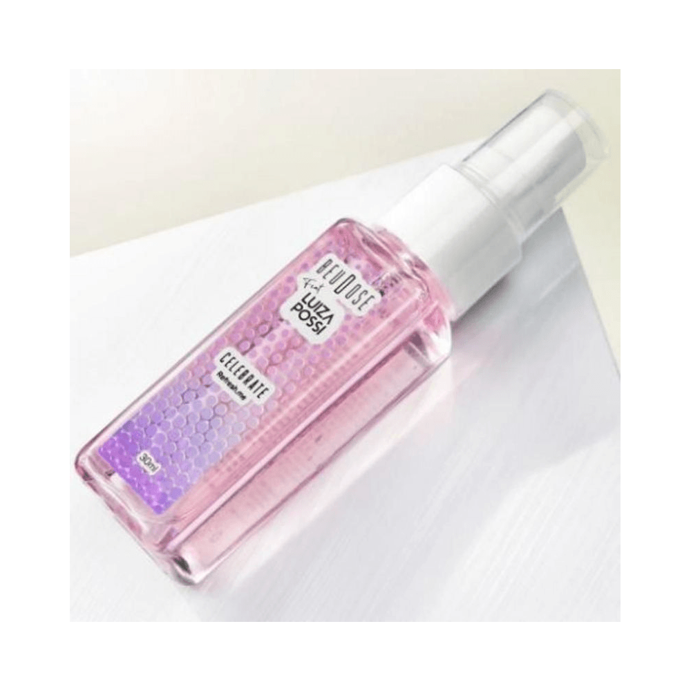 Perfume Capilar Beudose Refresh Me Luiza Possi 30ml em ângulo mostrando acabamento holográfico