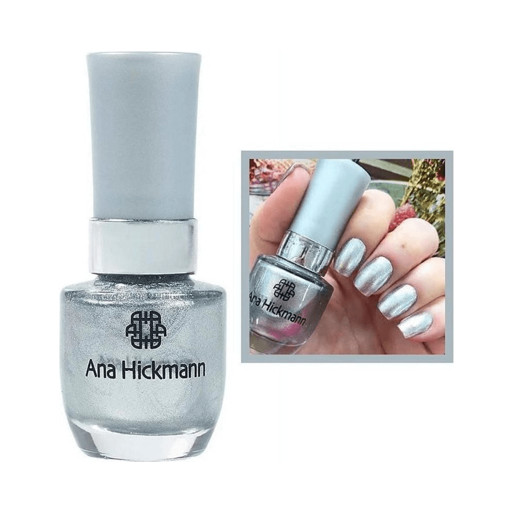 Esmalte Ana Hickmann Chuva Brilhante e amostra nas unhas