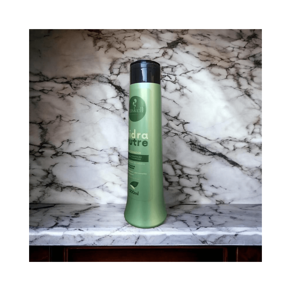 Condicionador Haskell Hidranutre 500ml sobre bancada, embalagem em destaque.