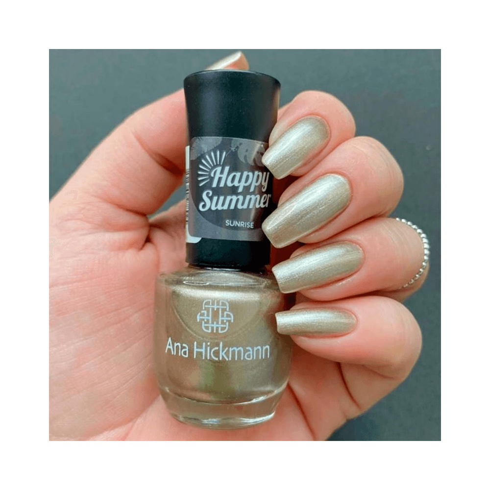Esmalte Ana Hickmann Happy Summer Sunrise aplicado em unhas